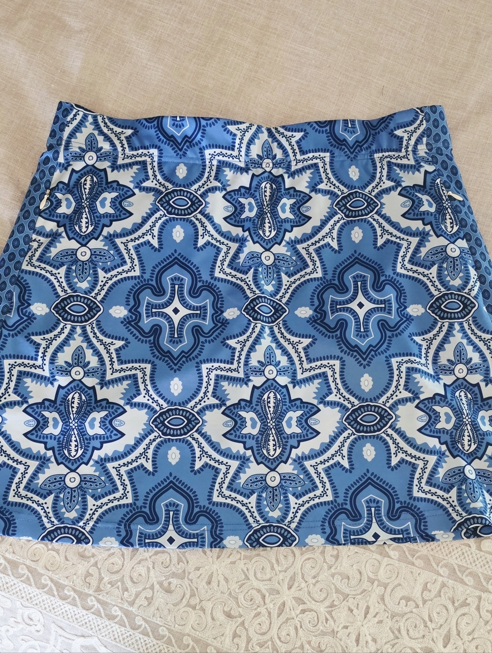Gretchen Scott Designs Blue and White Printed Skort